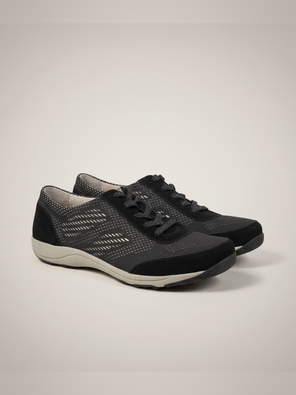 Dansko Hayes Black Mesh Lace Up Training Shoes Sneakers Size 40/9